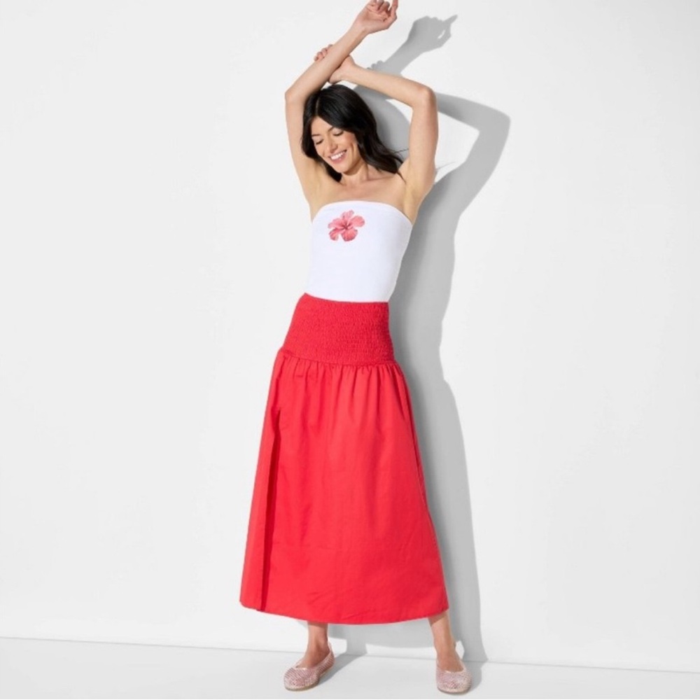 Elegant Red Women's Skirt with front slit smocked